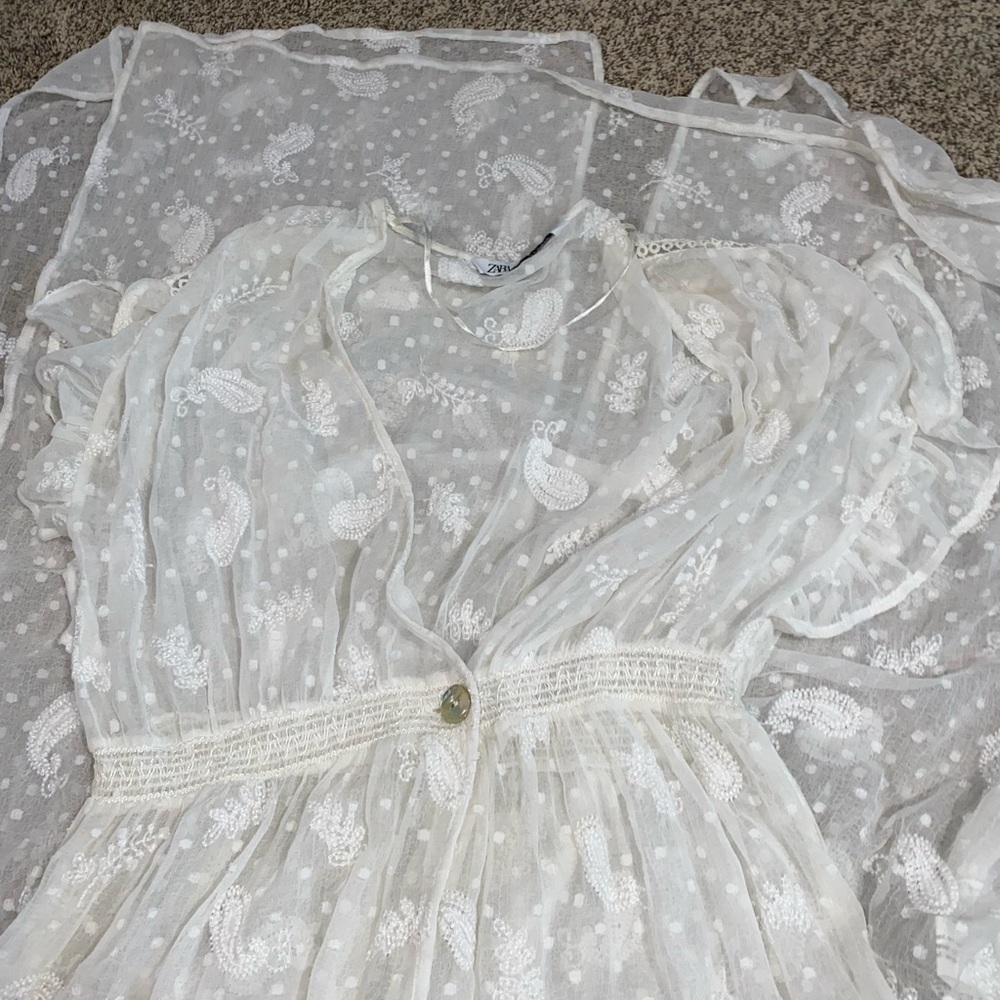 Zara Delicate White Lace coverup